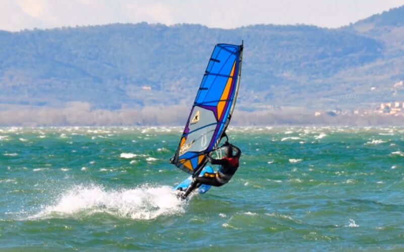 windsurf trasimeno 1 - hotel aganoor